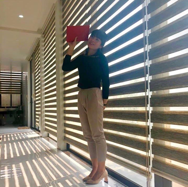 Rèm cầu vồng văn phòng tại Trương Mai, Hai Bà Trưng