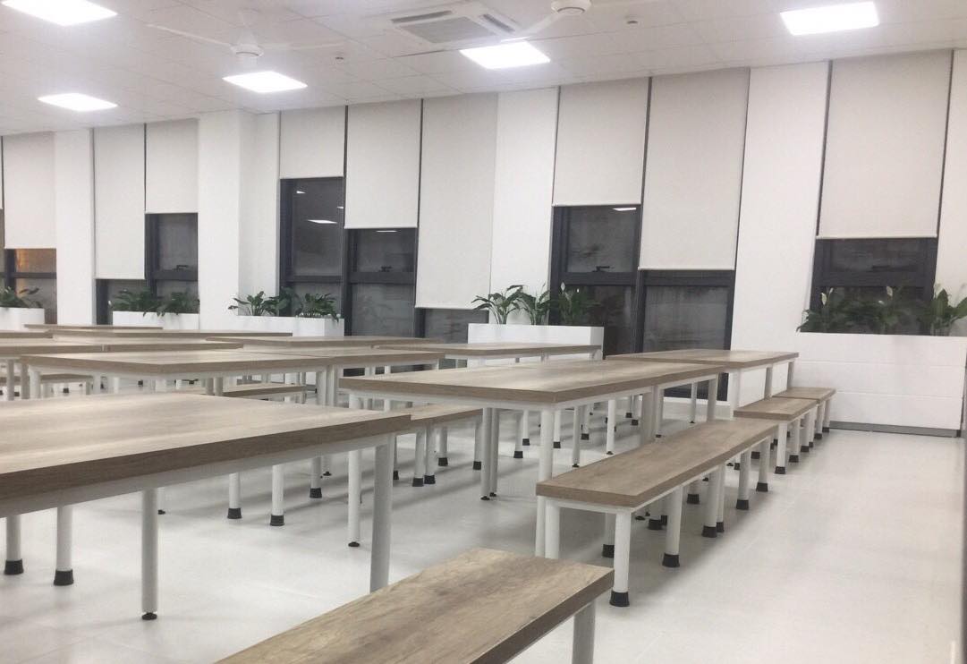 Văn Phòng Nên Sử Dụng Chất Liệu Rèm Cửa Nào?