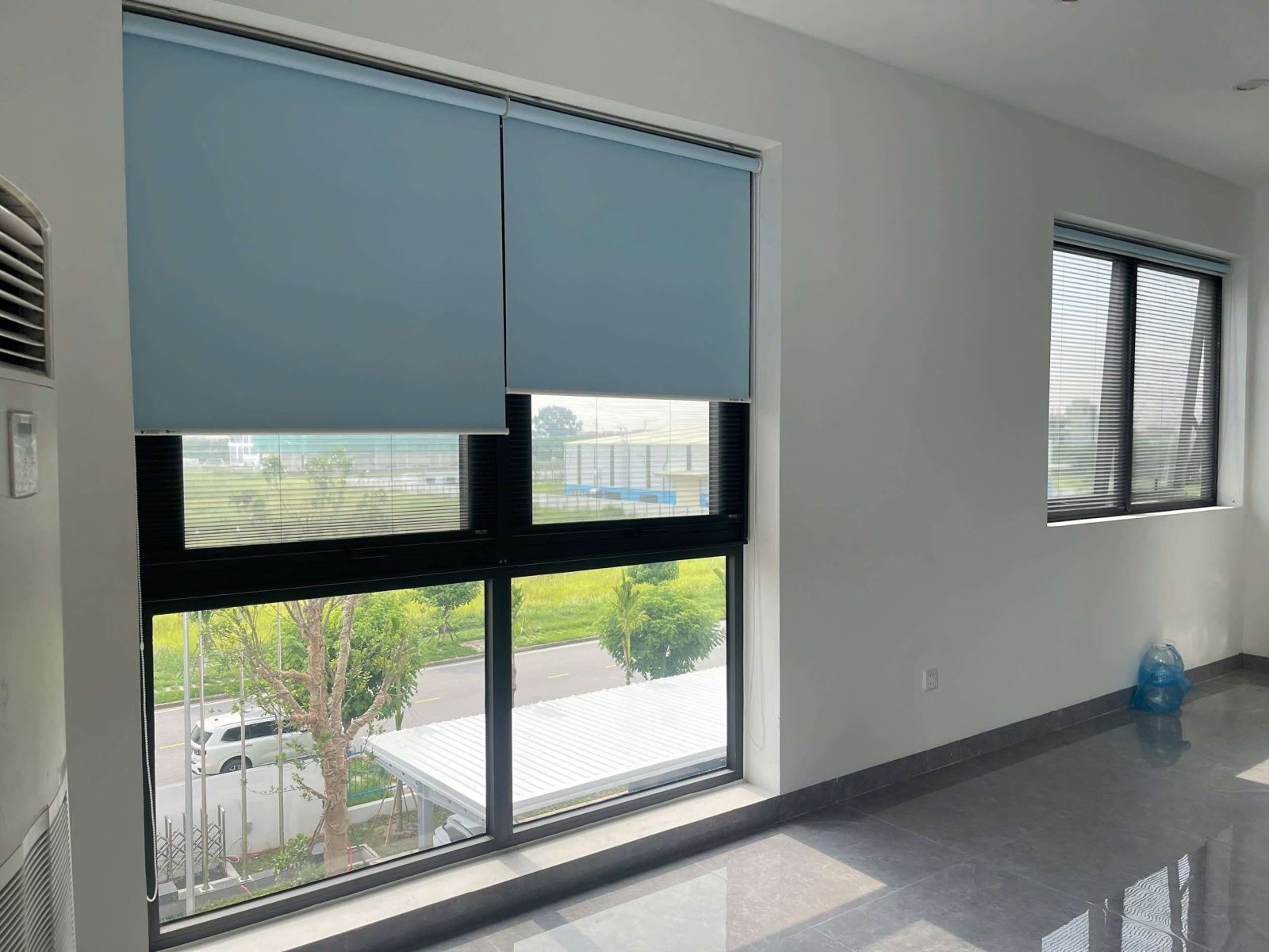 LẮP RÈM CUỐN VĂN PHÒNG TẠI ĐỒNG VĂN