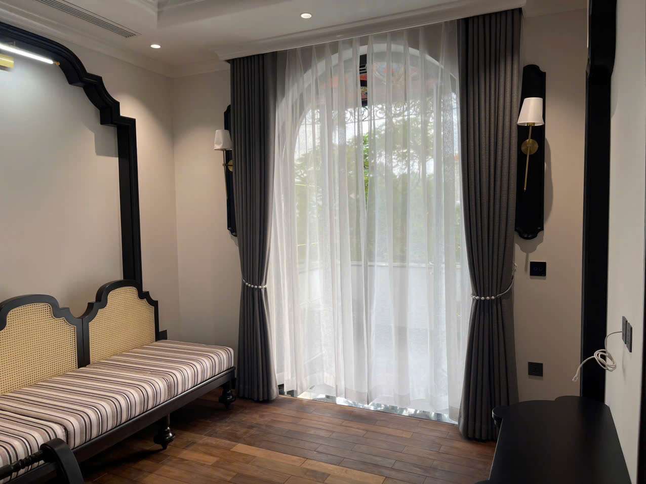 LẮP RÈM VẢI 2 LỚP, RÈM GỖ TẠI HÙNG VƯƠNG, PHÚ THỌ