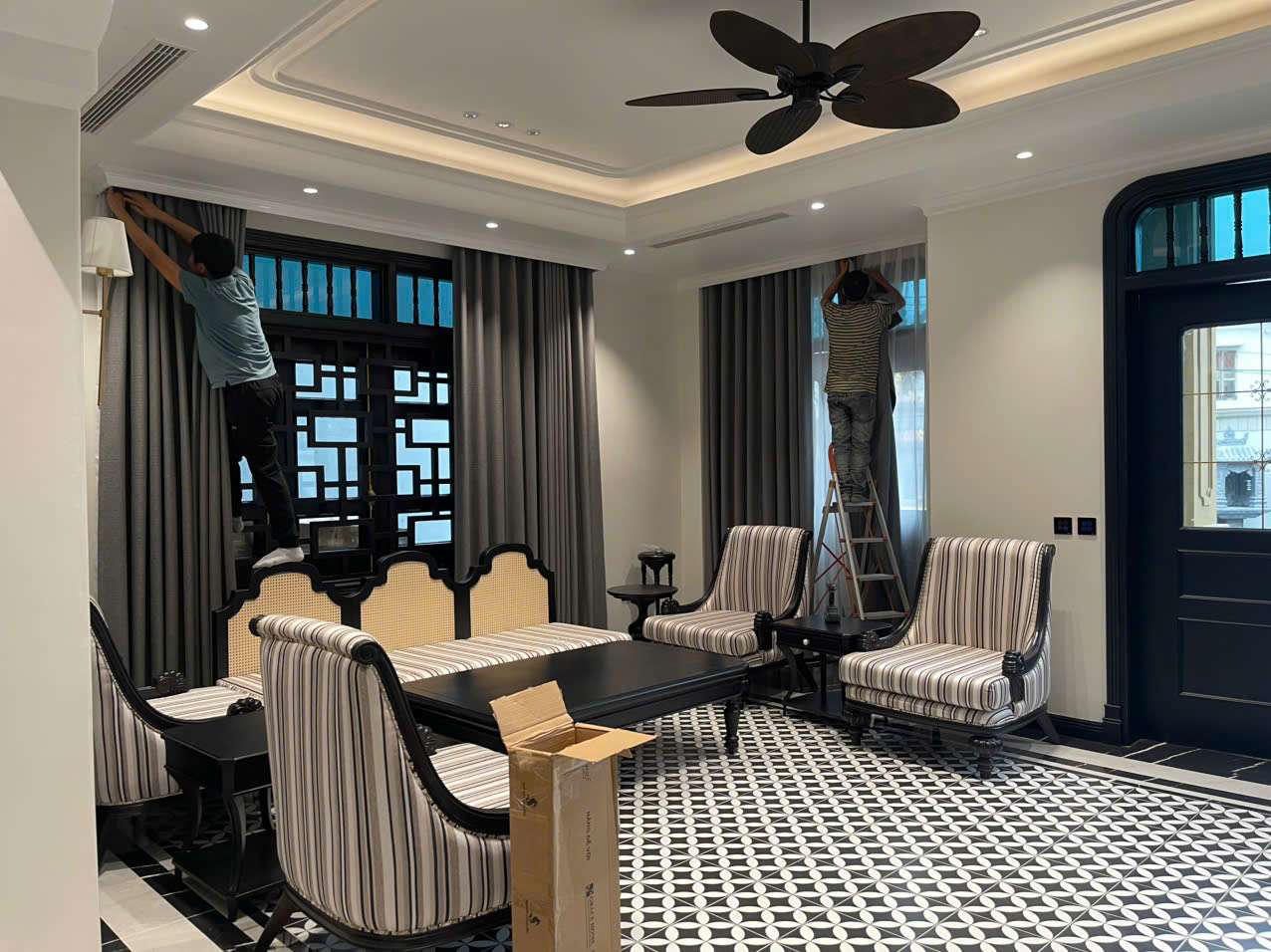 LẮP RÈM VẢI 2 LỚP, RÈM GỖ TẠI HÙNG VƯƠNG, PHÚ THỌ