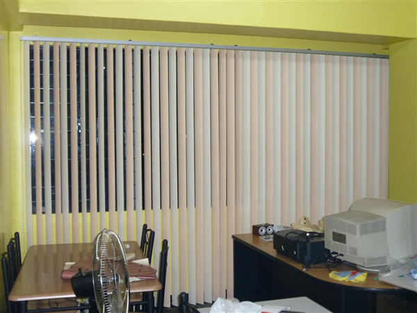 5 ưu điểm khi sử dụng rèm lá dọc văn phòng tại Thanh xuân 0975765295